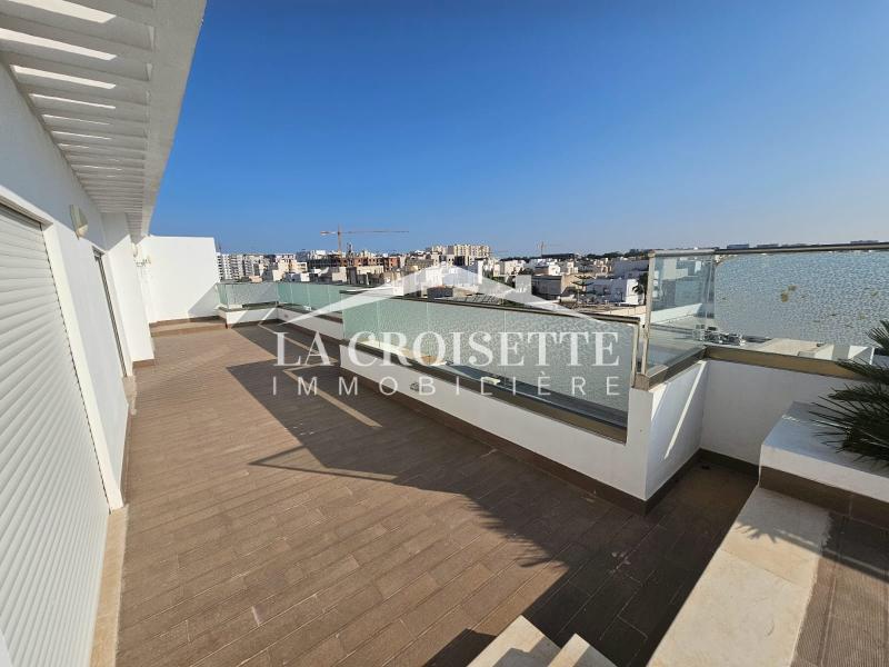 Penthouse S+4 aux Jardins De Carthage 